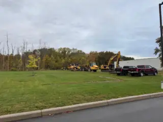 Preconstruction meeting alert for McAlpin Industries new 240,000 SF Building on Hard Road in Webster, Ny. We met the town and the construction team last Friday to kick things off for getting this site BUILT! 

COSTICH has provided site development plans for this project along with municipal and agency approvals required for construction to occur, stay tuned for more we will be out on site for SWPPP inspections and will share more as the project progresses in the field! 

Precon meeting/construction team: @townofwebsterny @mcalpinindustries @lefrois_builders @brongos_tree_service_ @costichengineering 
.
.
.
#costich #websterny #precon #manufacturing #site #sitedevelopmentplans #civilengineering #plans #construction #building #sitework #earthwork #new